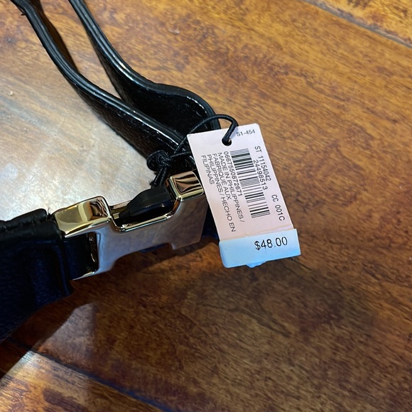 Victoria Secret black with gold accents Fannypack. New.never used. - Picture 3 of 4